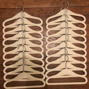 20 Velvet Baby Hangers